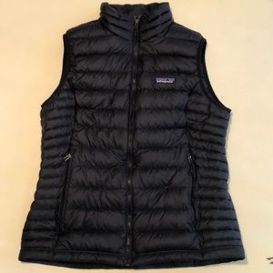 Patagonia black down sweater vest M
